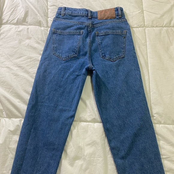 Medium Wash Blue Zara Mom Jeans High Rise - Picture 5 of 7